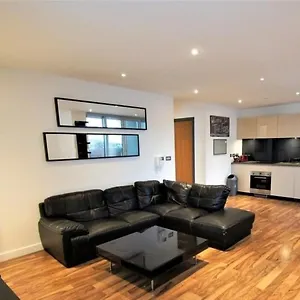 Apartment Dockside, London